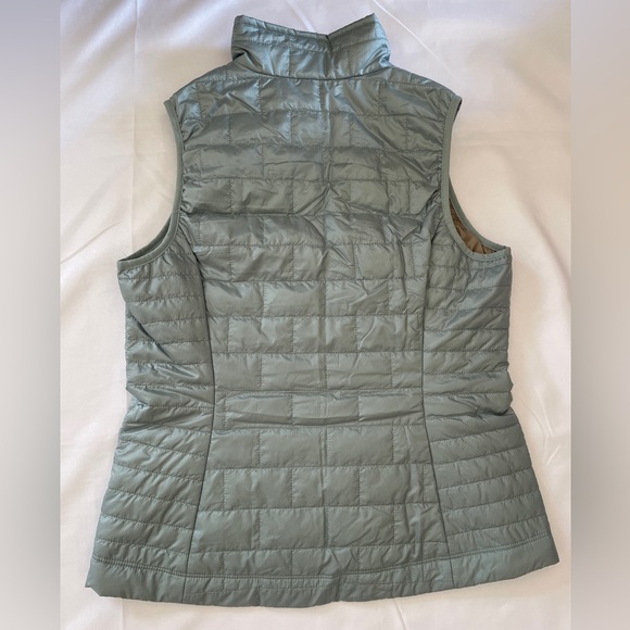 NWT Patagonia Nano Puff Vest Women's Size M Thermal Blue 2024 - Picture 15 of 16